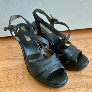 Banana Republic black wedges
